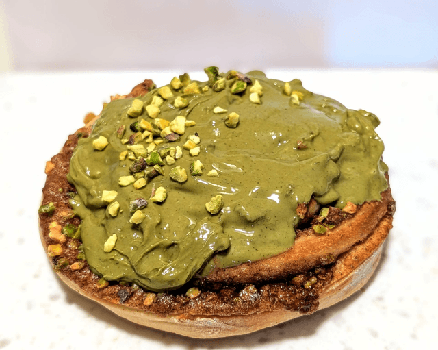 Pistachio cinnamon roll single